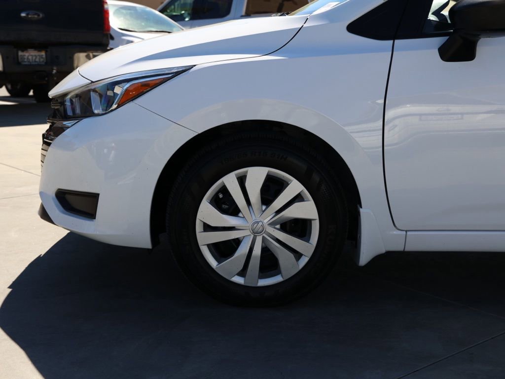 Used 2024 Nissan Versa S w/ Trunk Package image 11