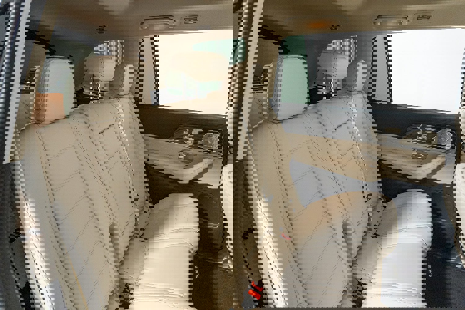 Used 2024 Mercedes-Benz GLS 580 4MATIC image 30