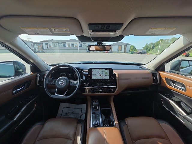 Used 2023 Nissan Pathfinder Platinum AWD/4WD image 28