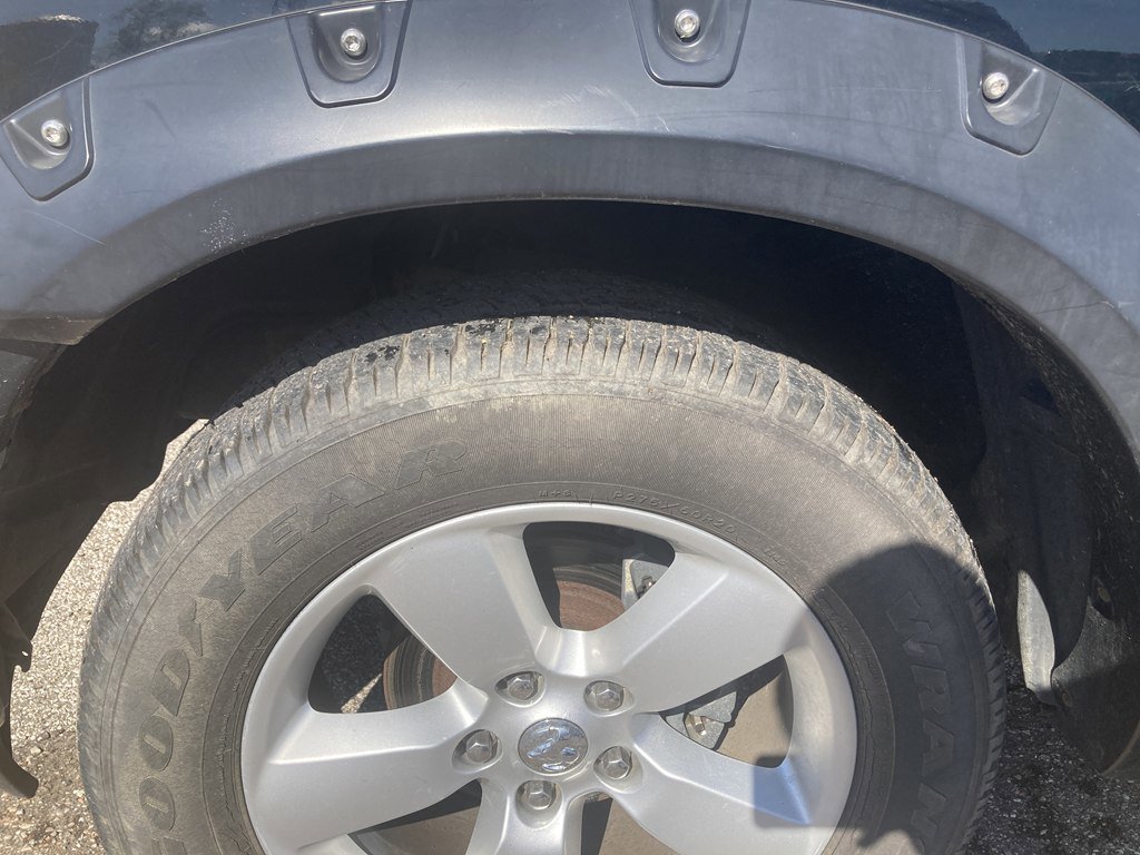 Used 2013 RAM 1500 Classic SLT AWD/4WD image 12