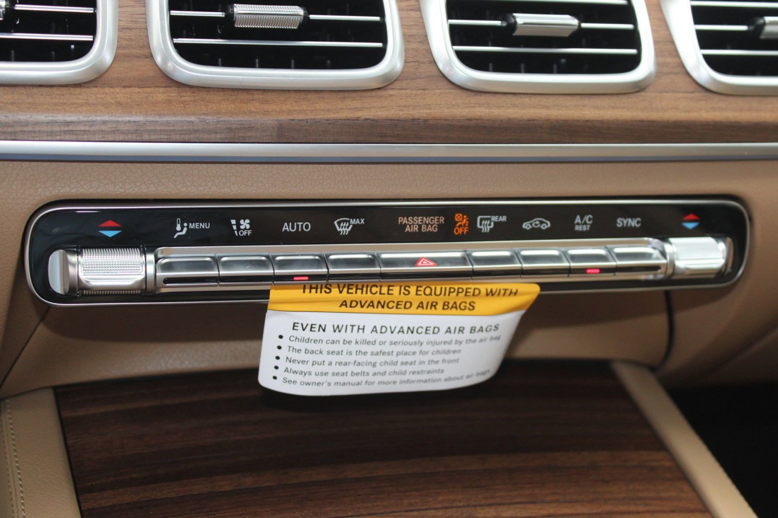 New 2026 Mercedes-Benz GLS 450 4MATIC image 19