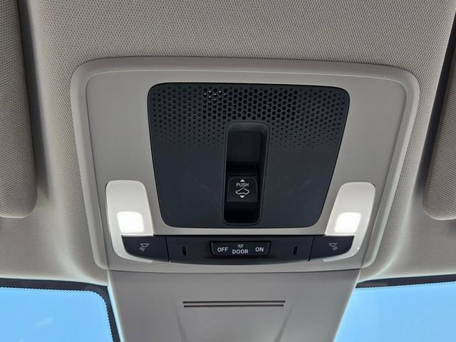 Used 2023 Honda Civic EX-L image 29