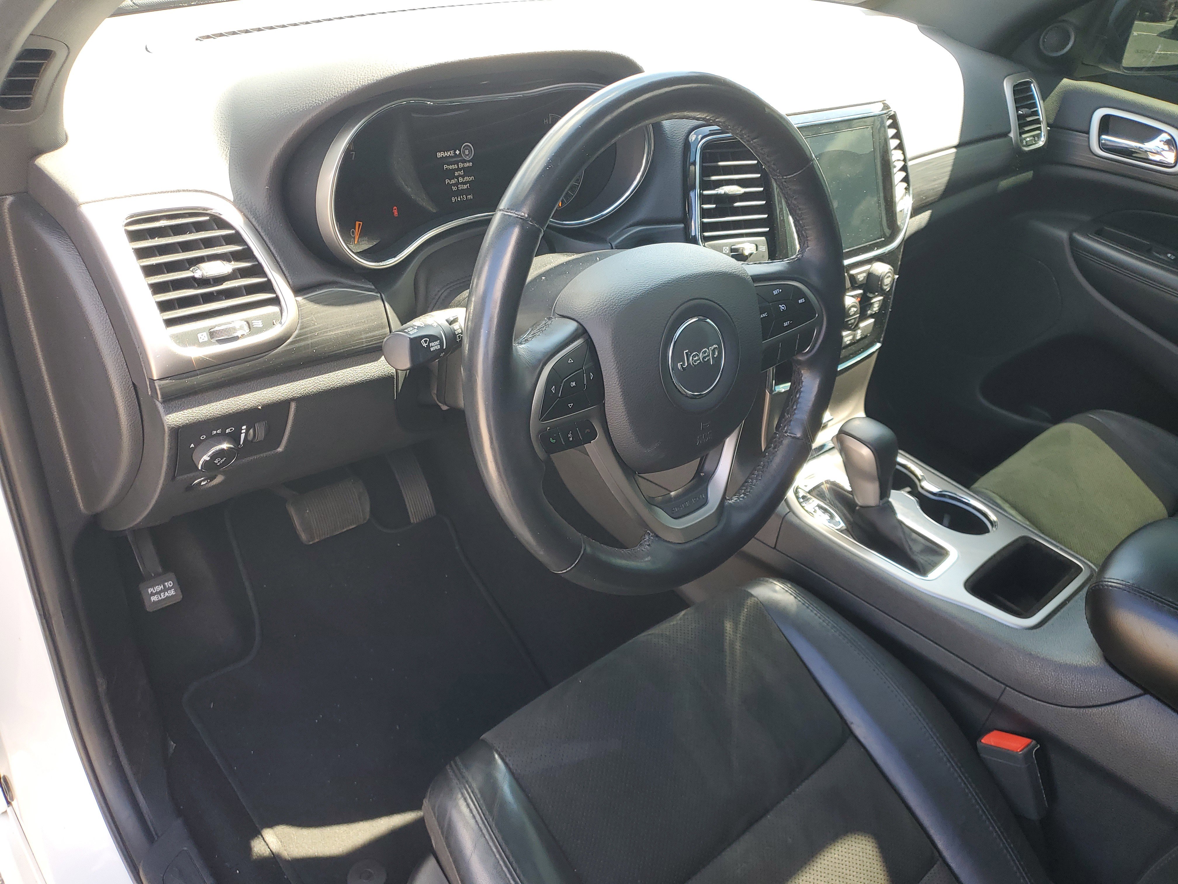 Used 2019 Jeep Grand Cherokee Altitude image 12