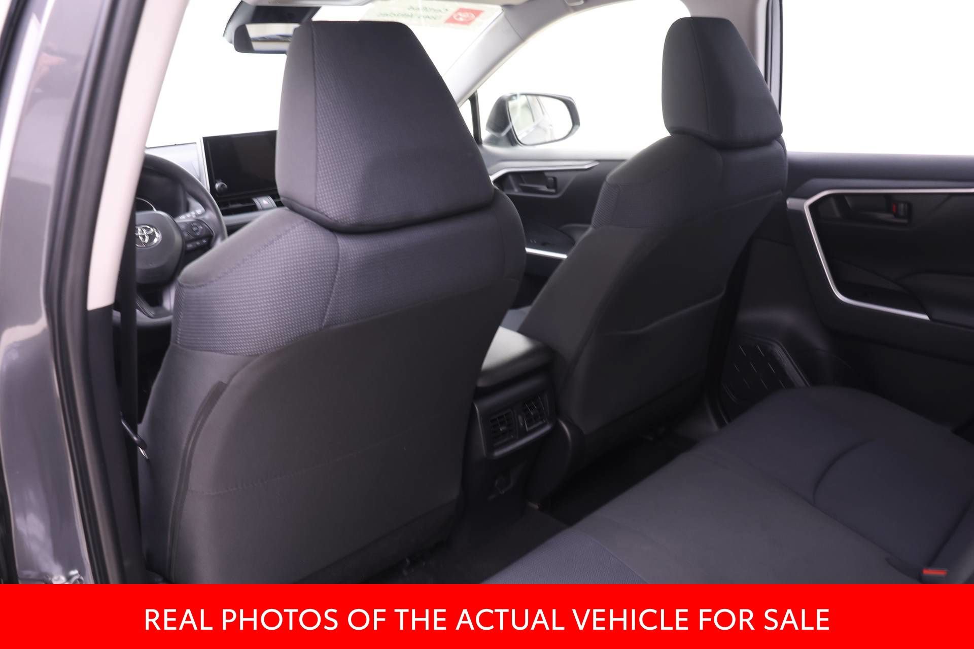 Certified 2025 Toyota RAV4 LE AWD/4WD image 12