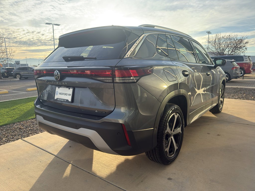 New 2026 Volkswagen Tiguan SE image 4
