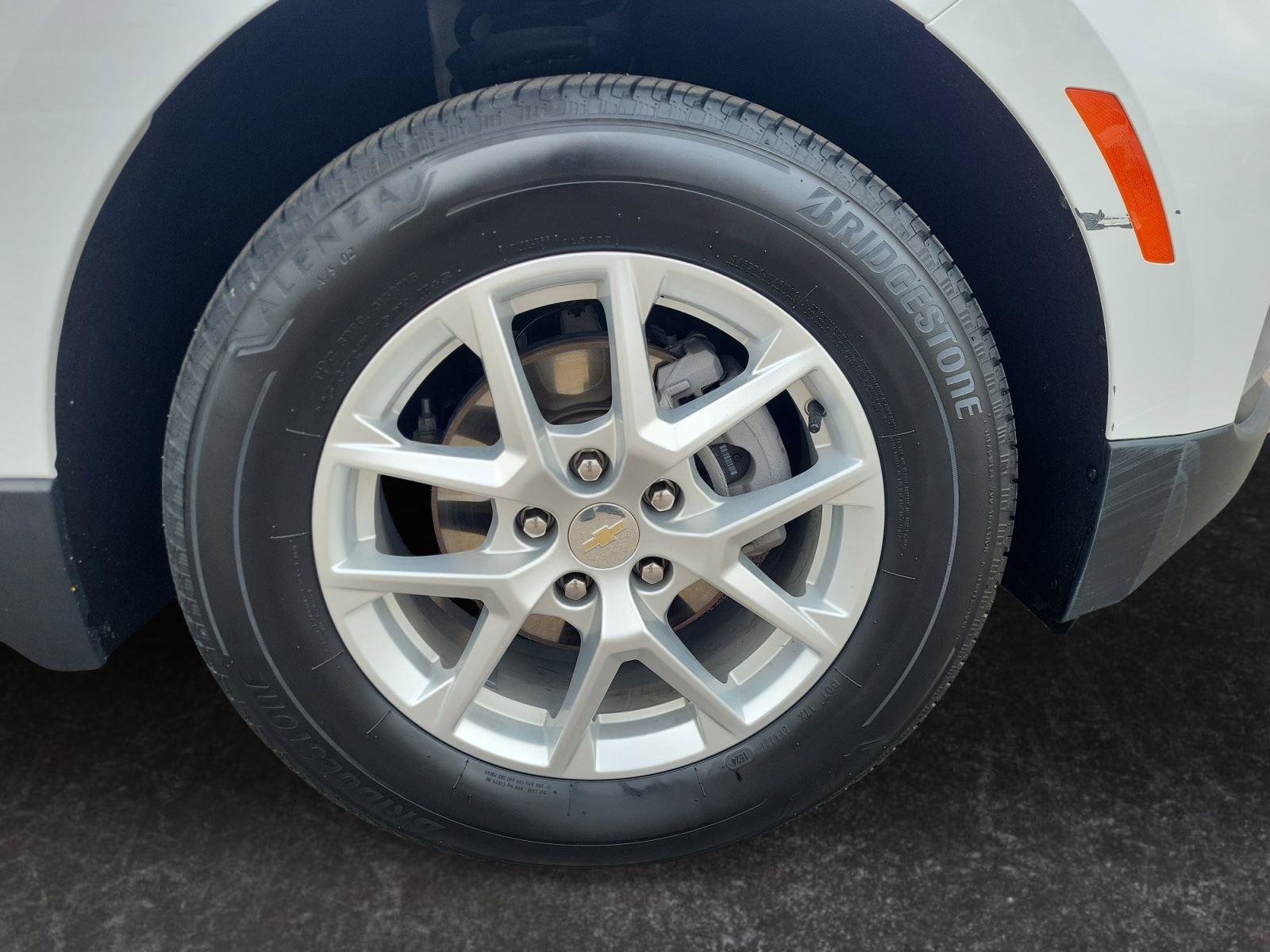 Used 2024 Chevrolet Equinox LT image 29