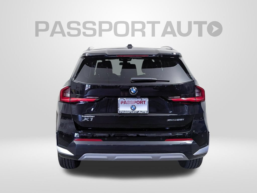 Used 2024 BMW X1 xDrive28i w/ Convenience Package AWD/4WD image 6