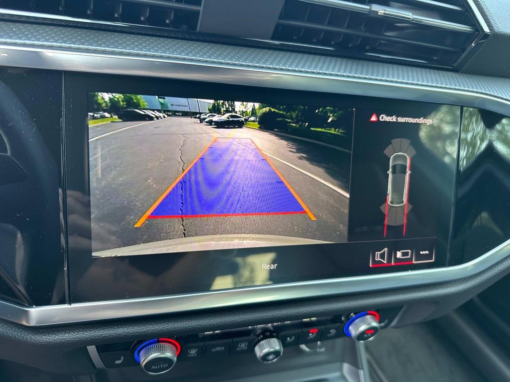 New 2025 Audi Q3 2.0T Premium image 20