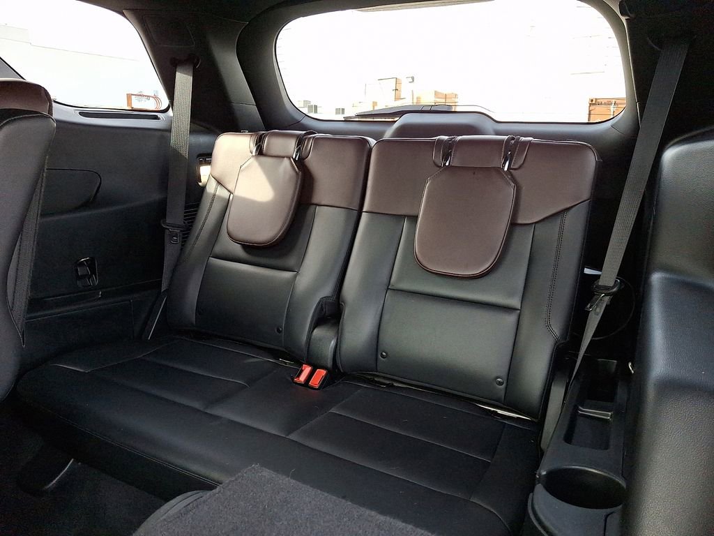 Used 2023 Ford Explorer Platinum w/ Technology Package image 12