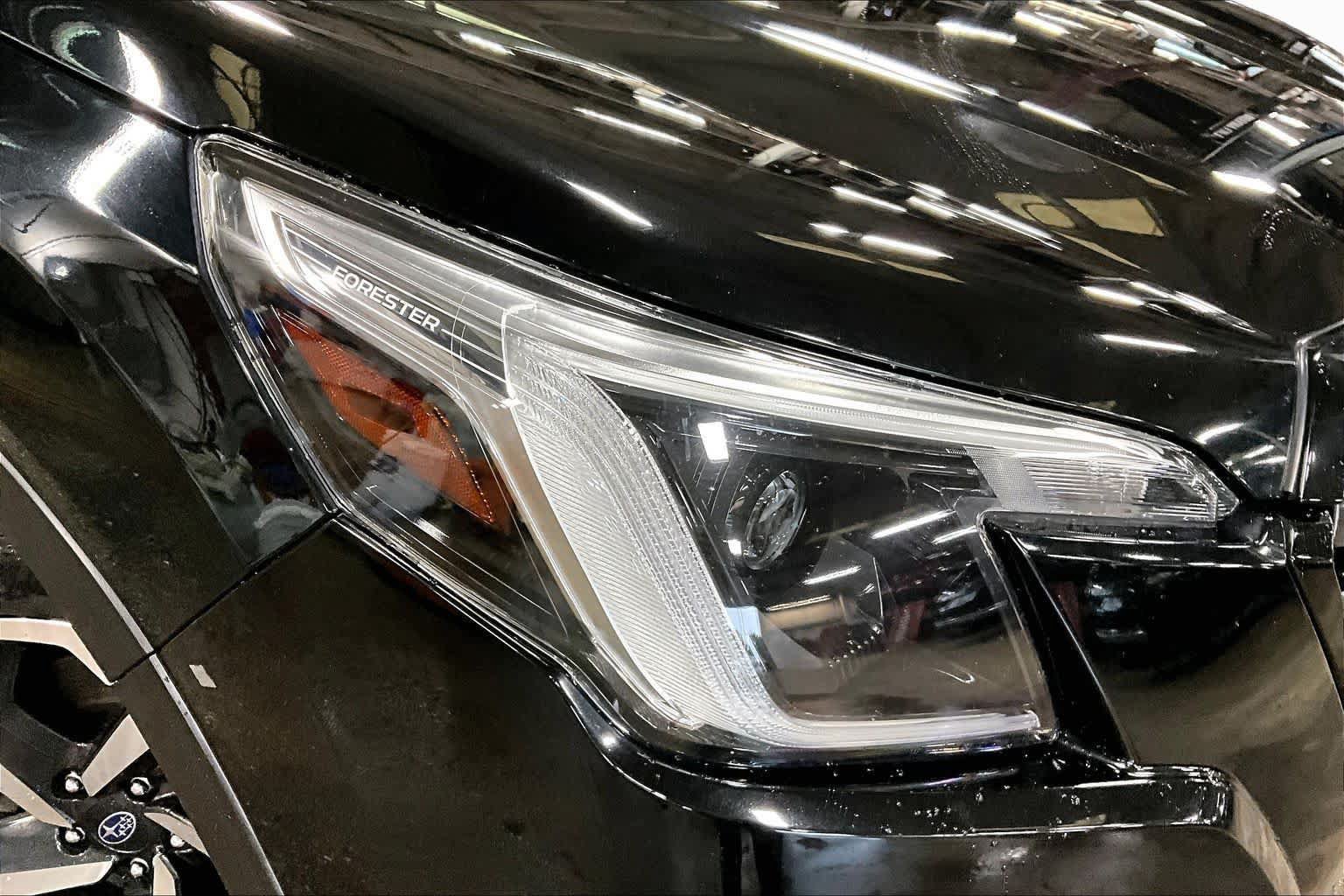 Used 2022 Subaru Forester Touring AWD/4WD image 26