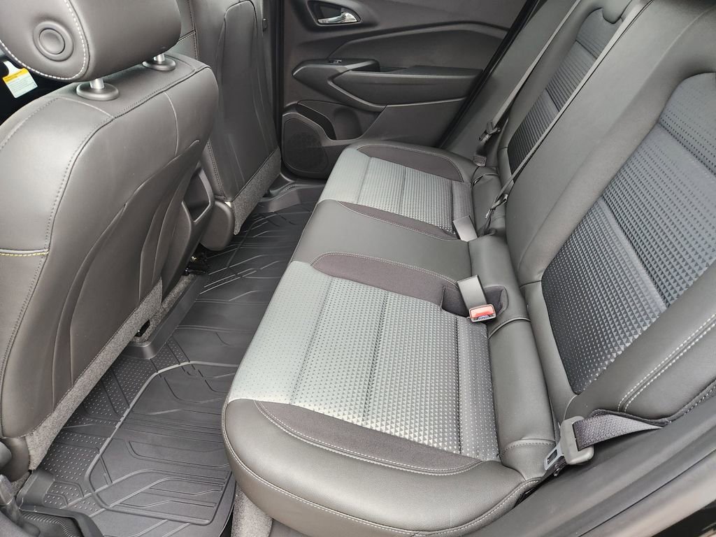 New 2026 Chevrolet Trax LT w/ Driver Confidence Package image 17