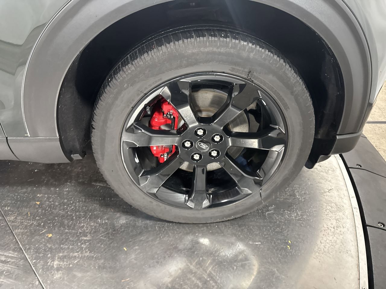 Used 2023 Ford Explorer ST w/ Equipment Group 401A image 14