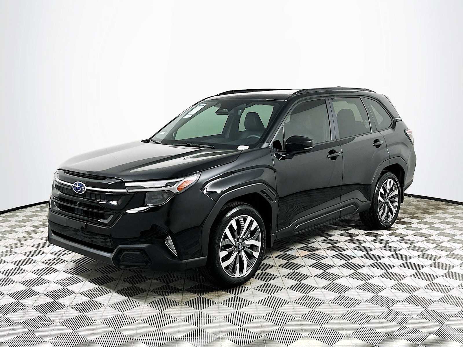 New 2025 Subaru Forester Touring image 3