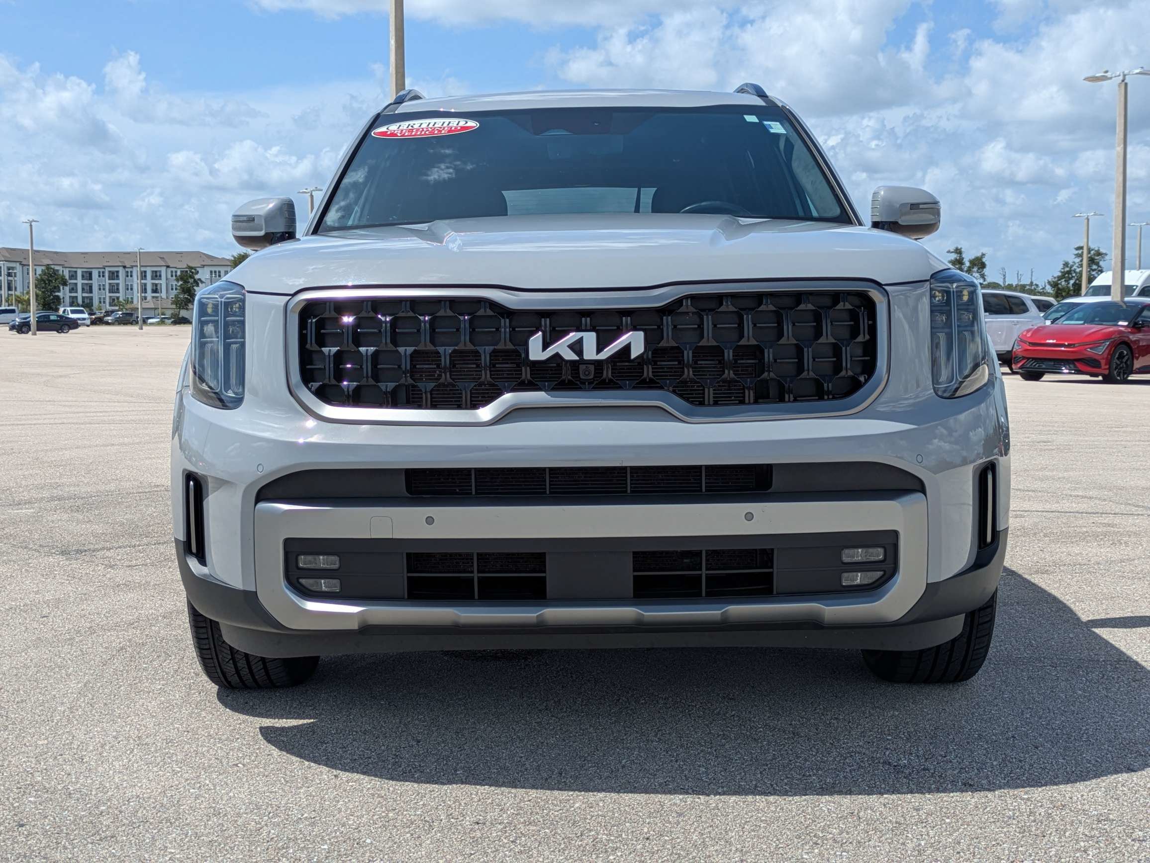 Certified 2023 Kia Telluride SX Prestige X-Line AWD/4WD image 3