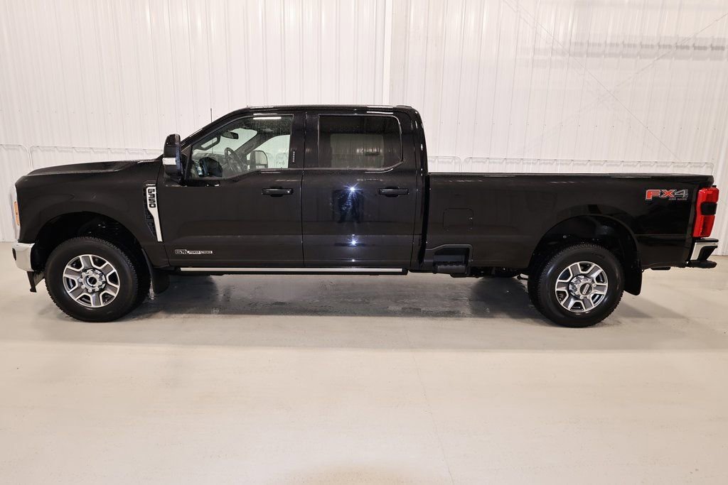 Certified 2023 Ford F350 Lariat w/ Lariat Ultimate Package image 7