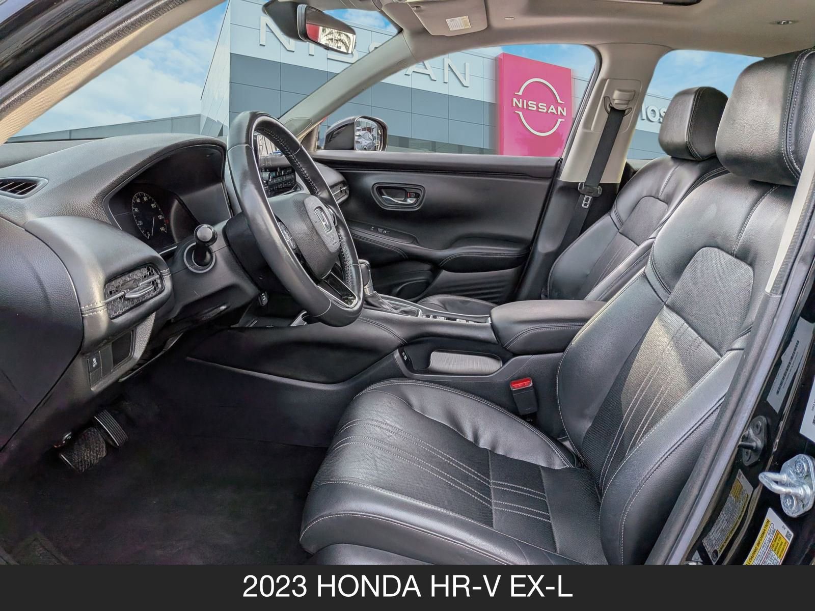 Used 2023 Honda HR-V EX-L image 14