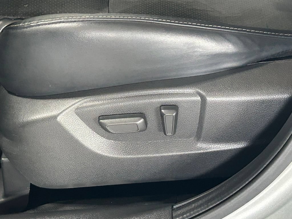 Used 2022 Mitsubishi Eclipse Cross SE FWD image 18