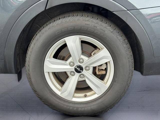 Used 2024 Kia Sorento LX FWD image 7