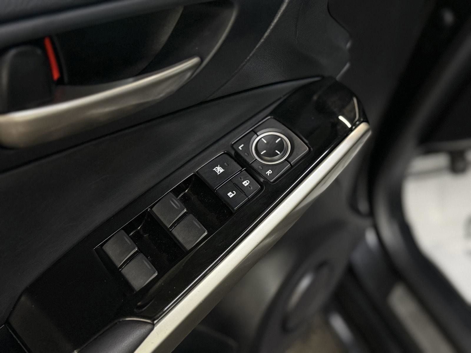 Used 2020 Lexus IS 300 image 17