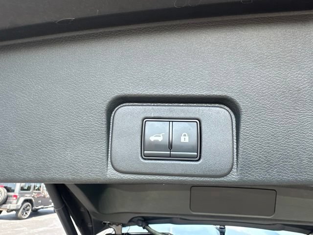 Used 2023 Nissan Rogue SV w/ SV Premium B Package AWD/4WD image 20
