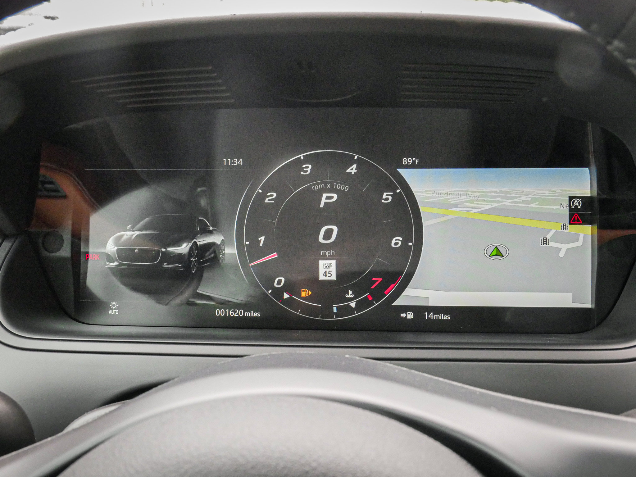 Used 2024 Jaguar F-TYPE Coupe AWD image 21