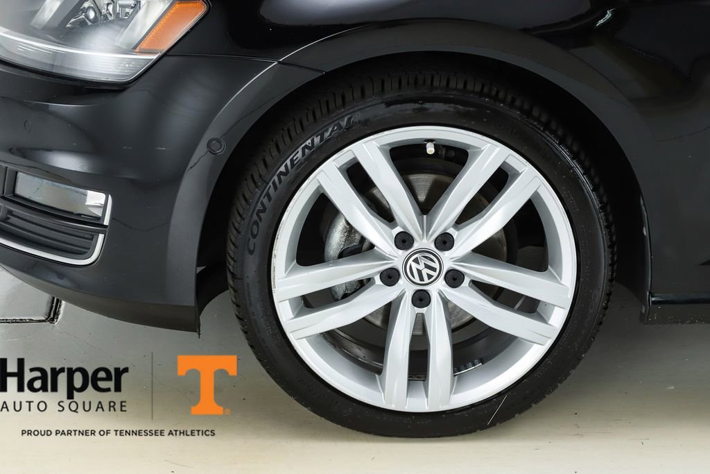 Used 2017 Volkswagen Golf SEL FWD image 42