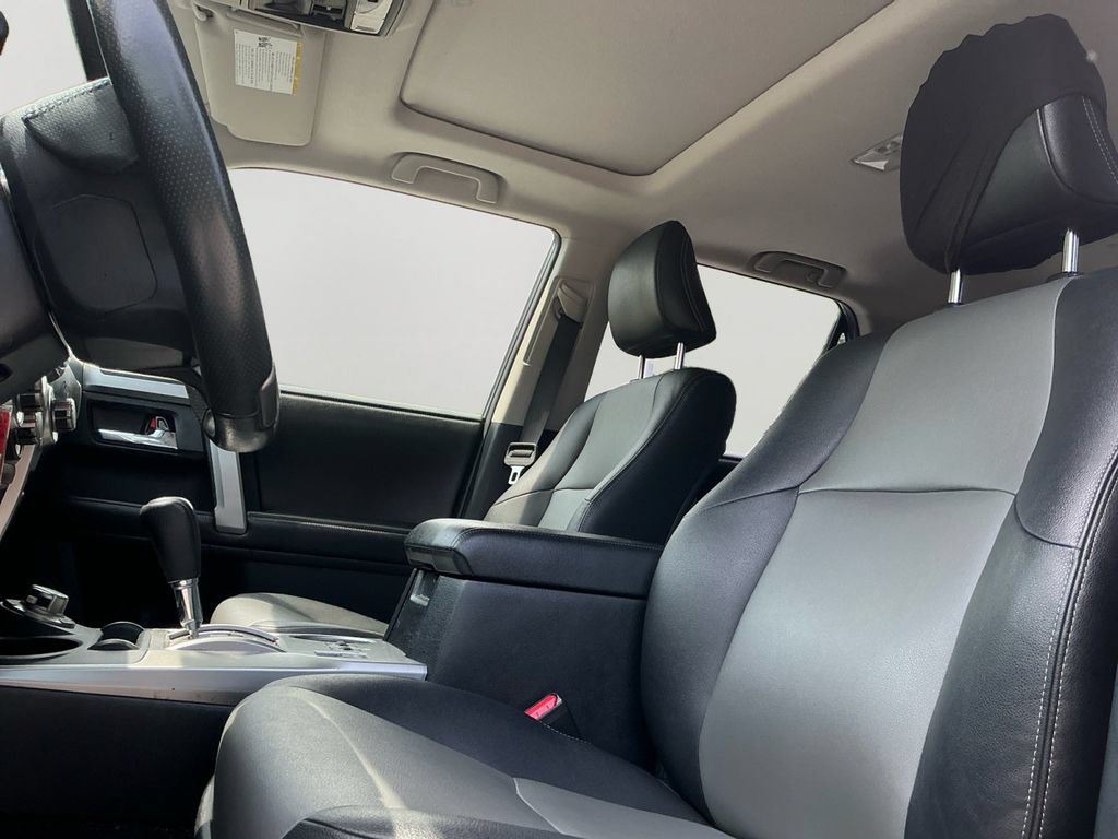 Used 2015 Toyota 4Runner SR5 Premium AWD/4WD image 24