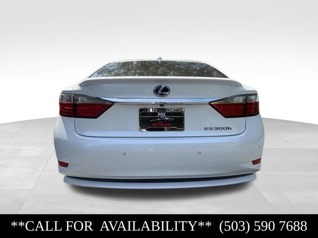 Used 2013 Lexus ES 300h w/ Luxury Pkg FWD image 4