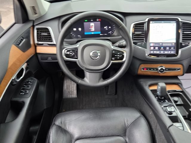 Used 2023 Volvo XC90 B5 Plus AWD/4WD image 11