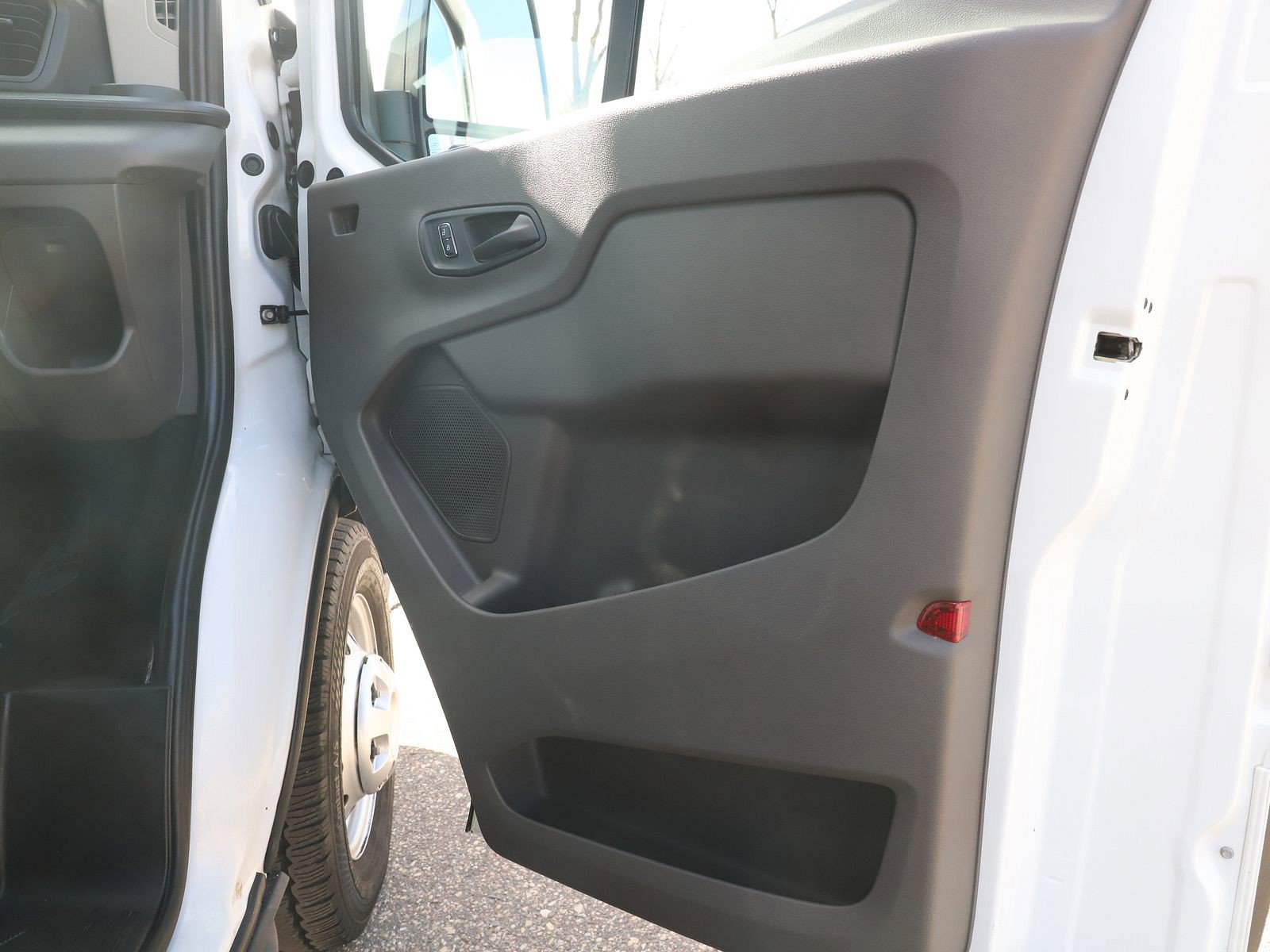 Used 2025 Ford Transit 350 XLT AWD/4WD image 11