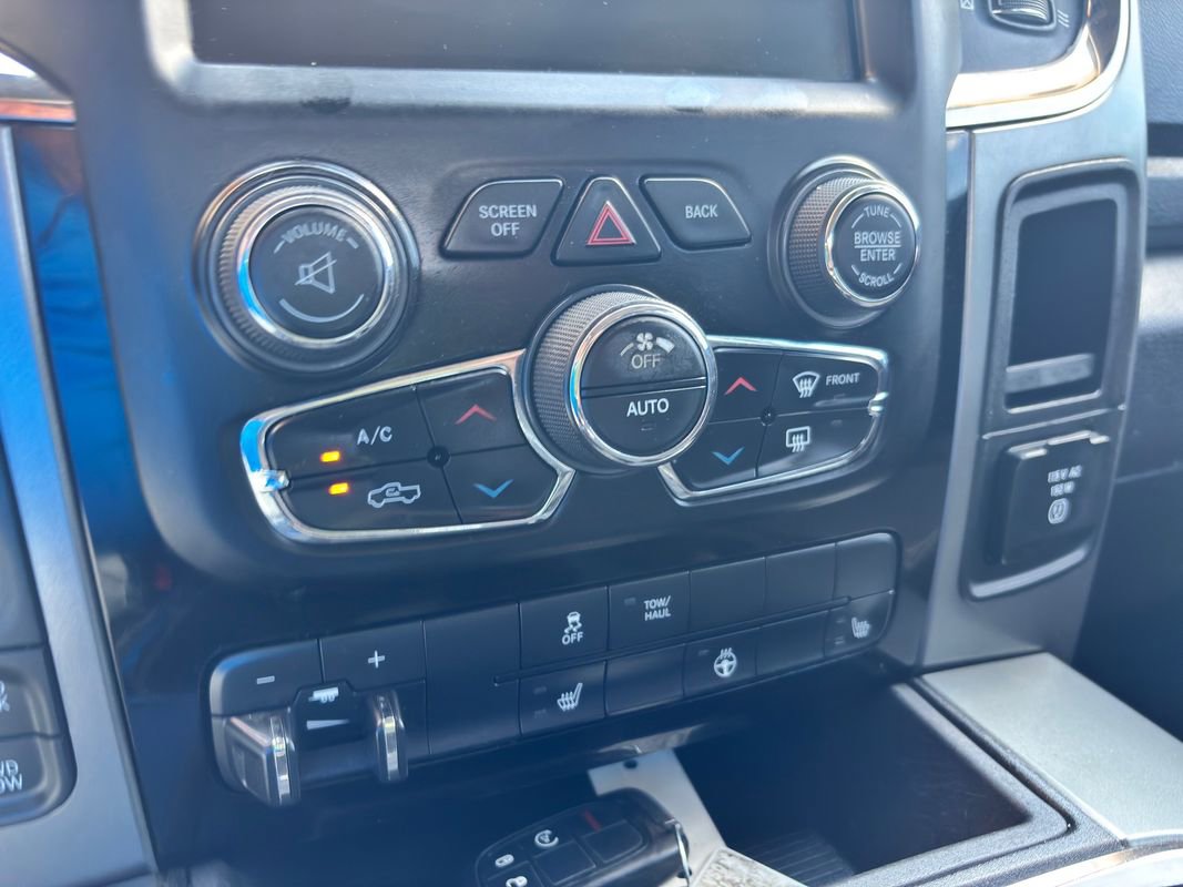 Used 2016 RAM 1500 Sport w/ Black Ram 1500 Sport Group AWD/4WD image 40