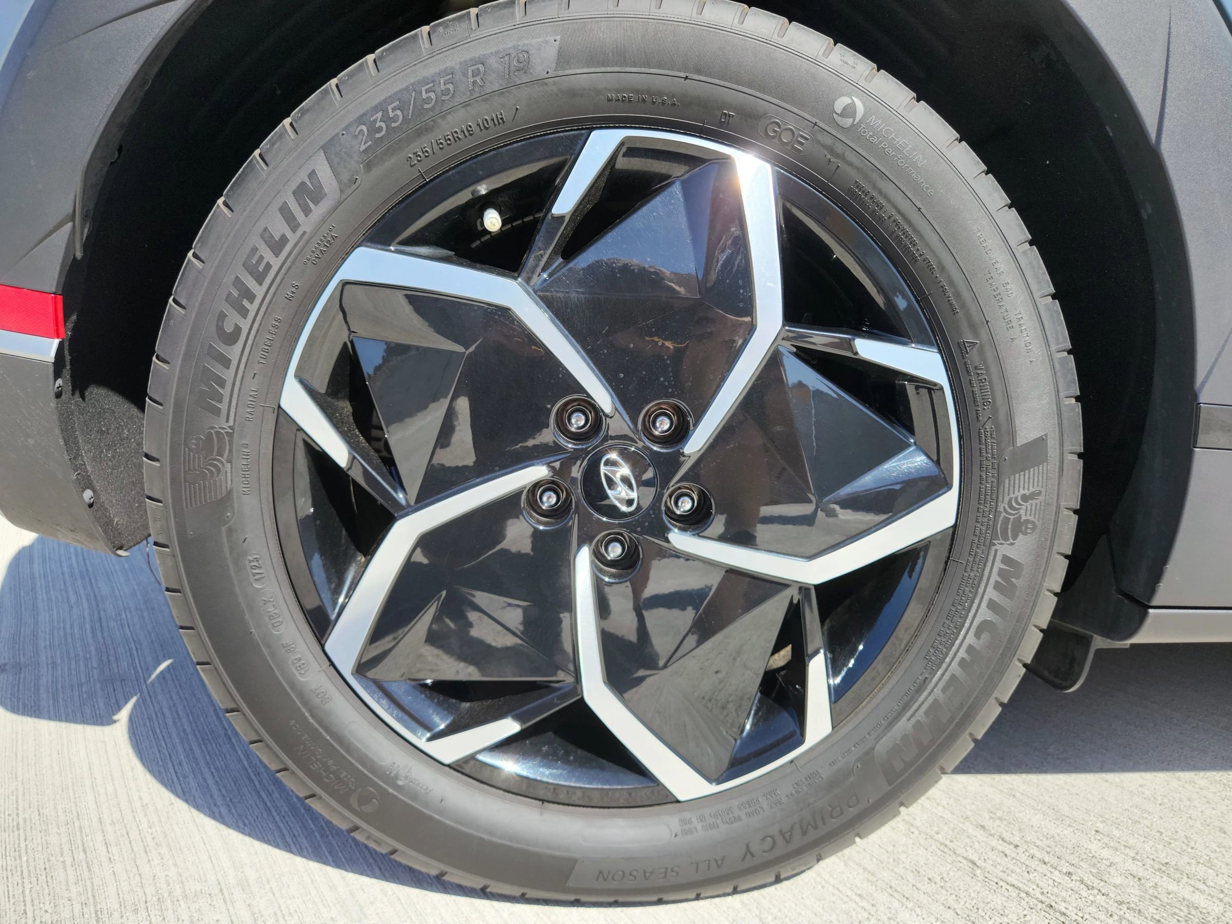 Used 2024 Hyundai Ioniq 5 SEL RWD image 61
