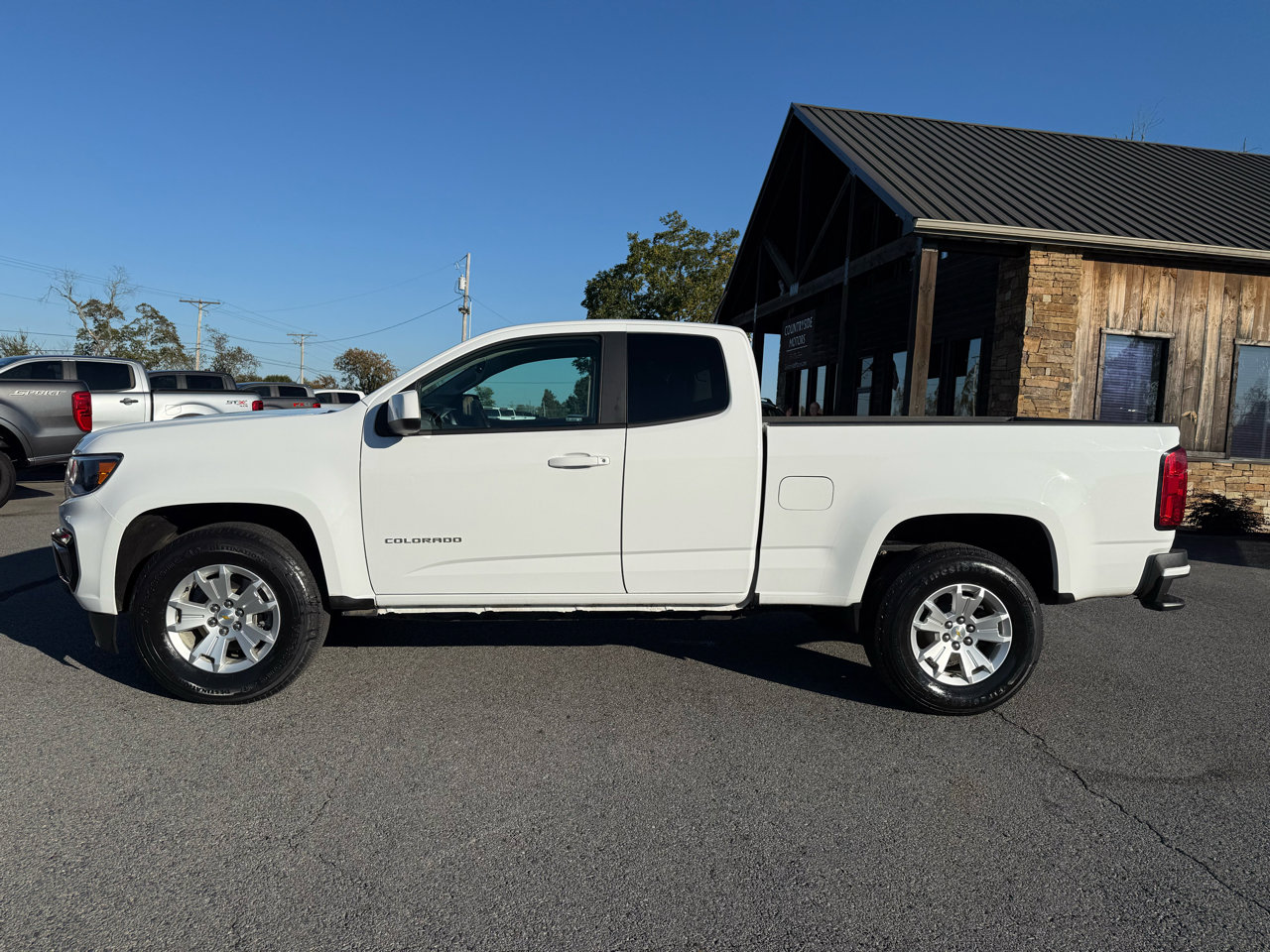 Used 2022 Chevrolet Colorado LT w/ Fleet Safety Package image 3