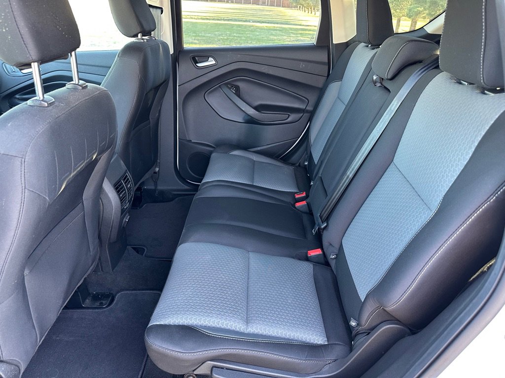 Used 2019 Ford Escape SE image 6