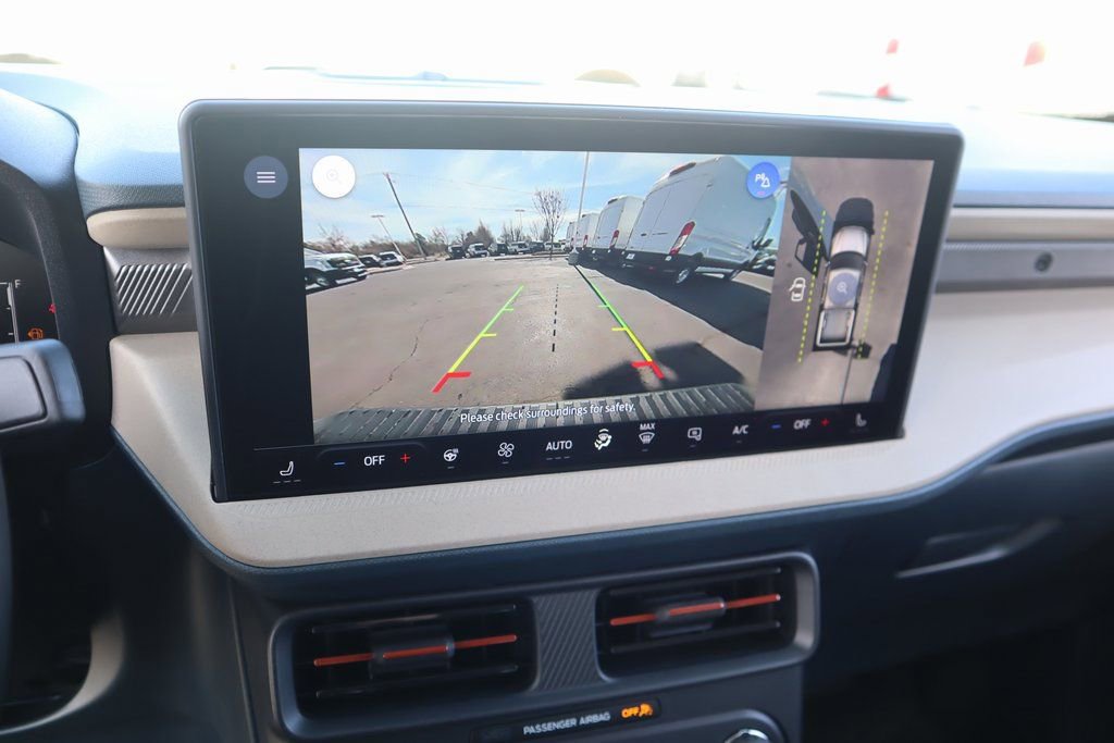 New 2026 Ford Maverick Lariat image 6