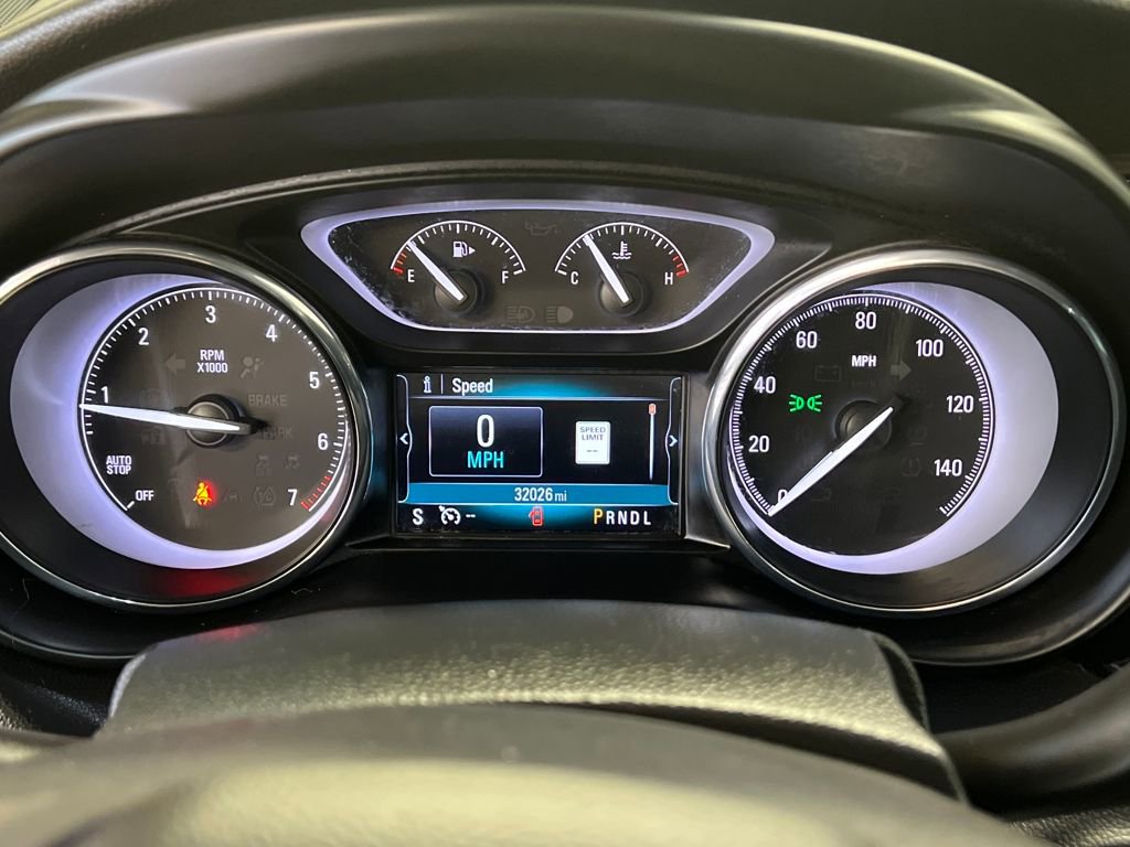 Used 2020 Buick Envision Essence image 21