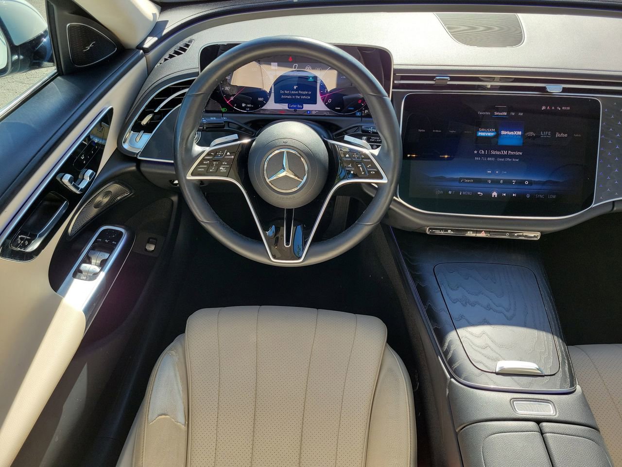 Certified 2024 Mercedes-Benz E 350 4MATIC Sedan image 16