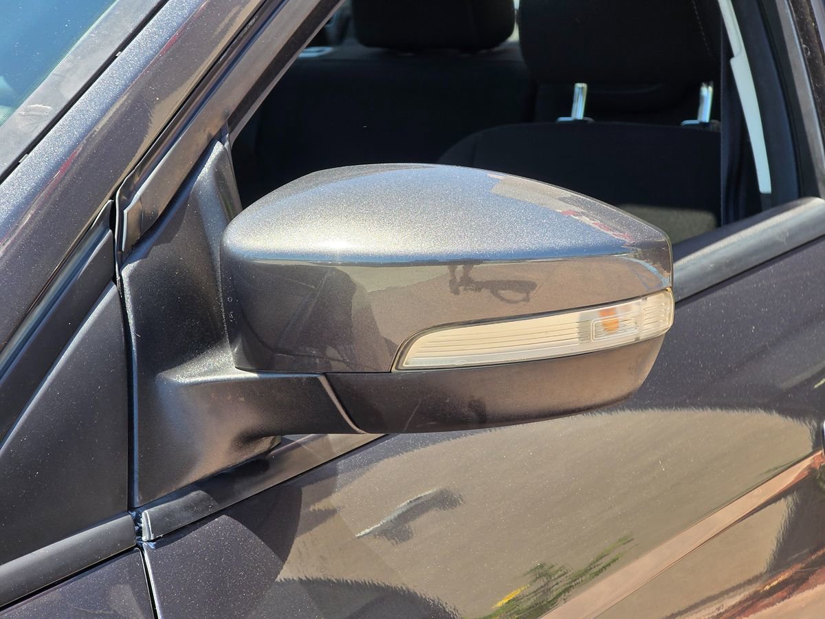 Used 2017 Ford Focus SEL FWD image 9