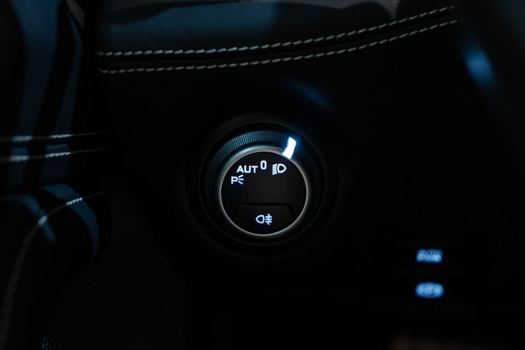 Certified 2019 Ferrari GTC4Lusso AWD/4WD image 38