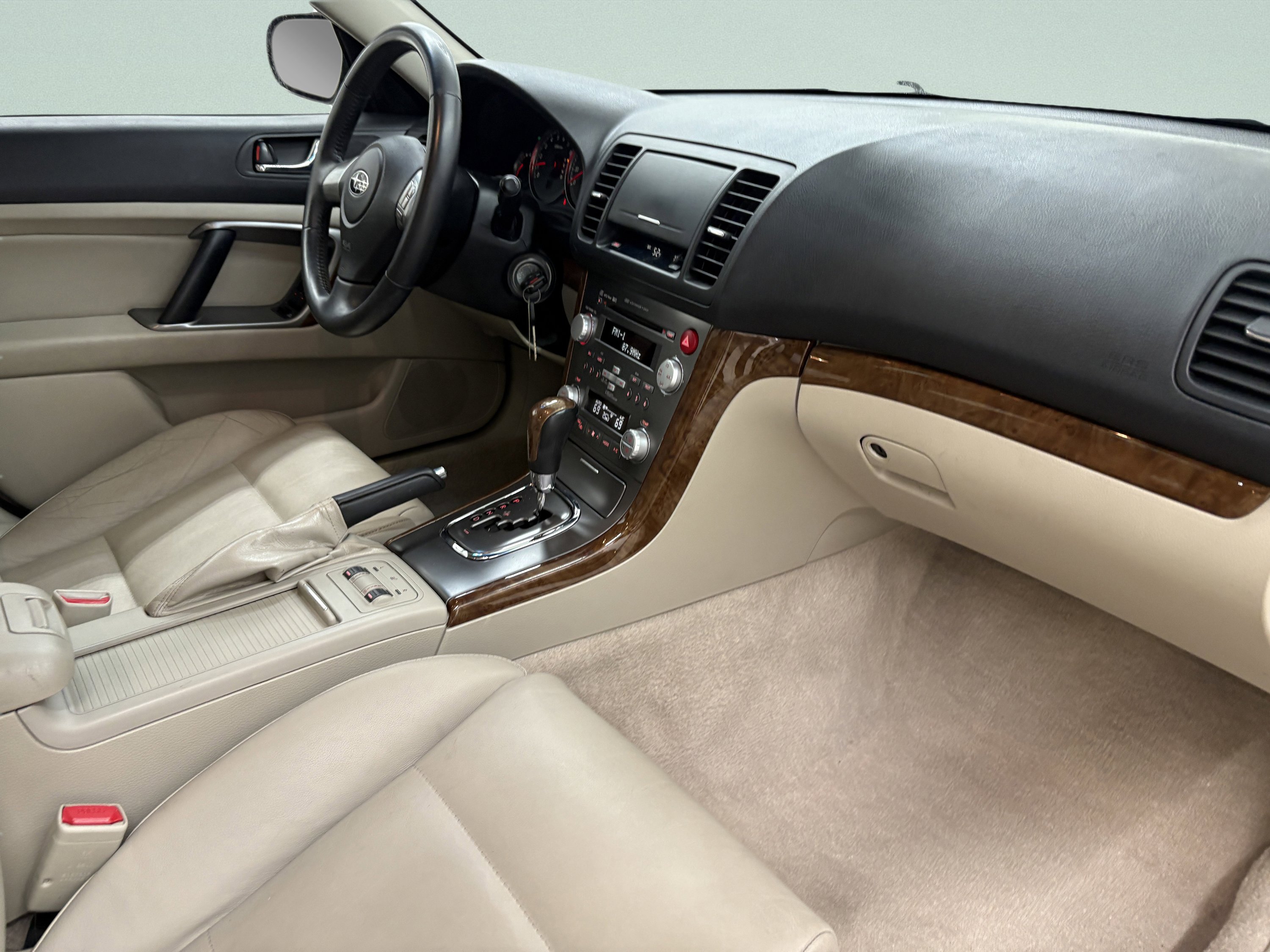 Used 2008 Subaru Legacy 2.5i Limited image 21