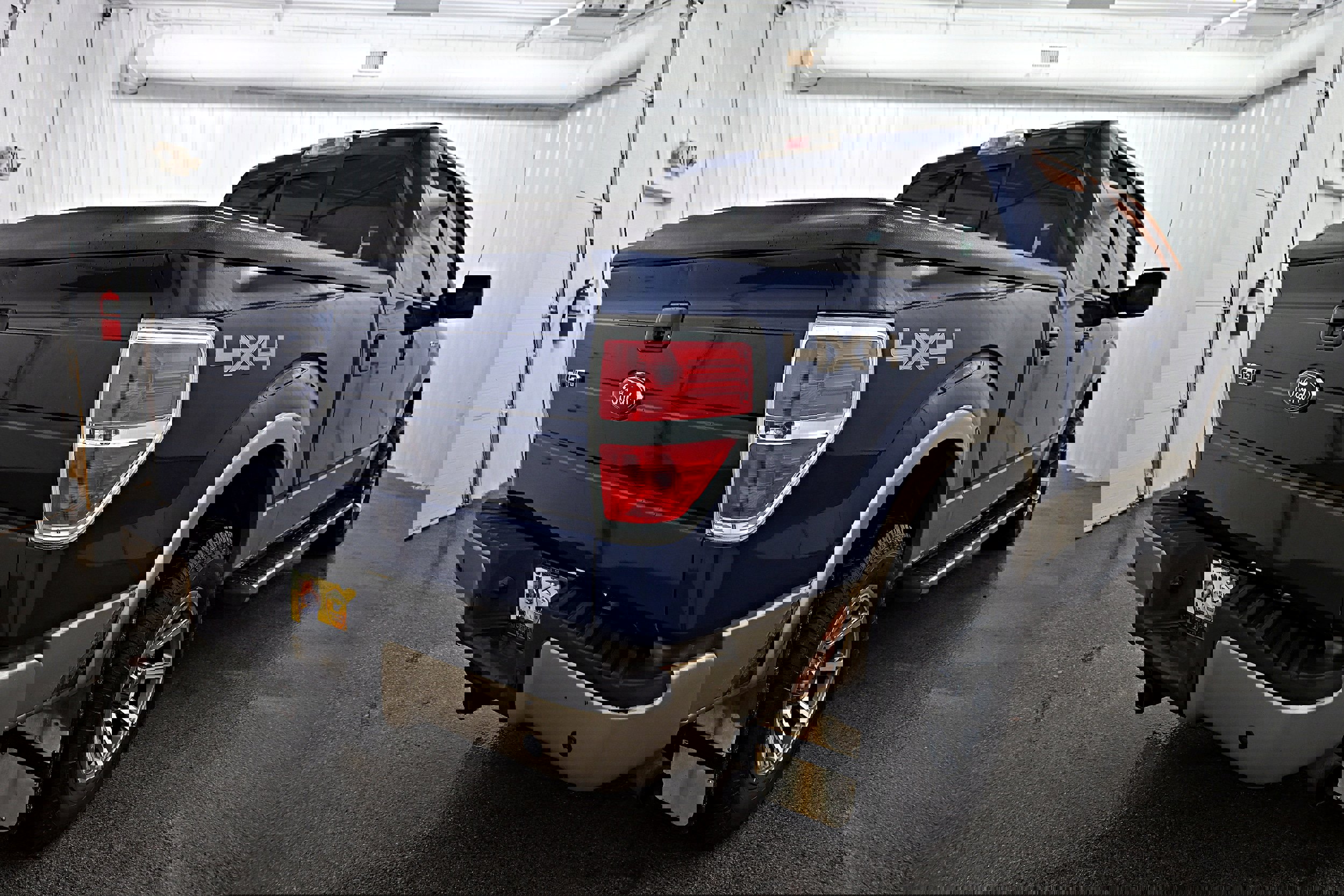 Used 2011 Ford F150 Lariat w/ Max Trailer Tow Pkg image 23