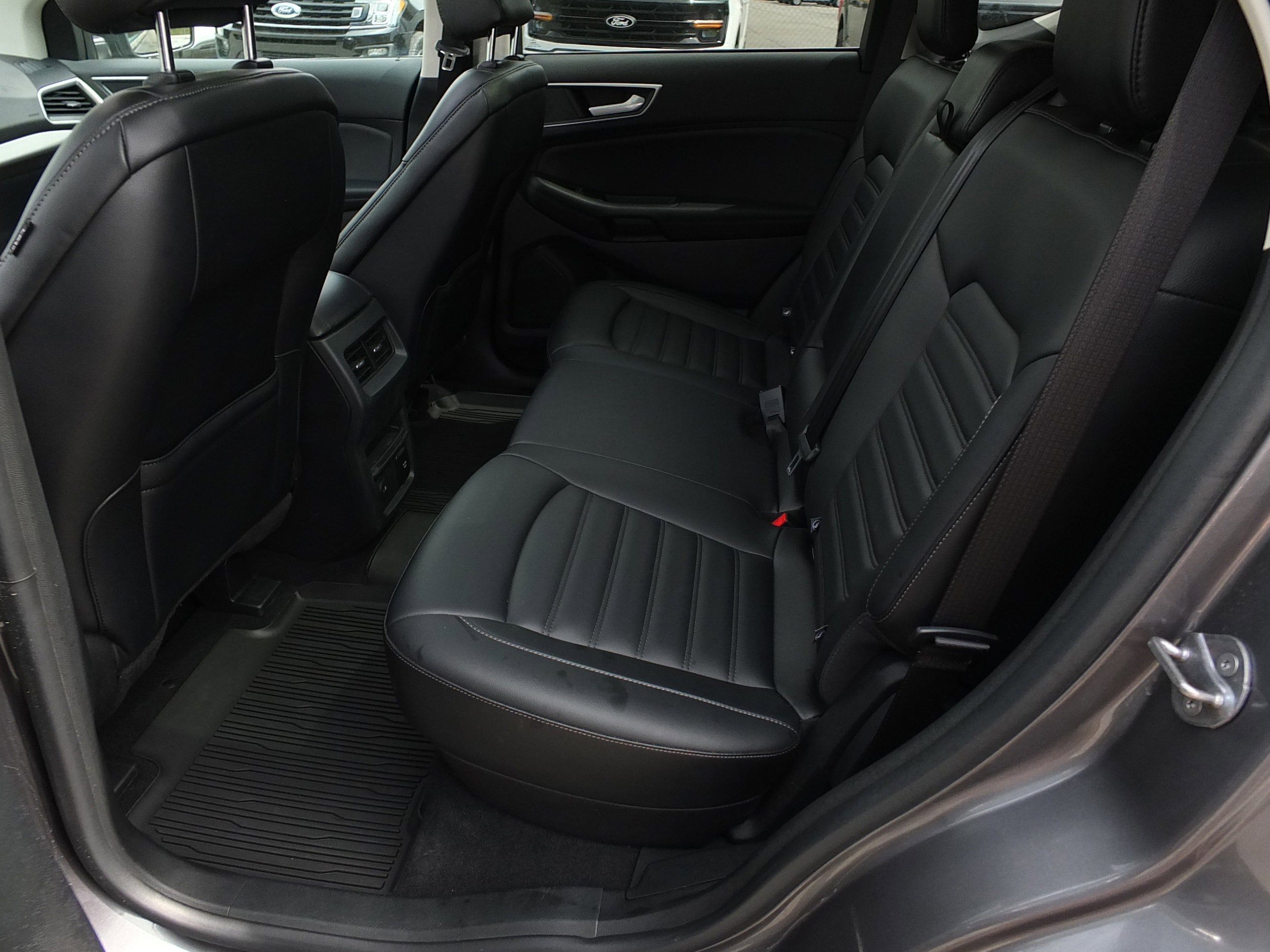 Used 2024 Ford Edge SEL w/ Convenience Package AWD/4WD image 13
