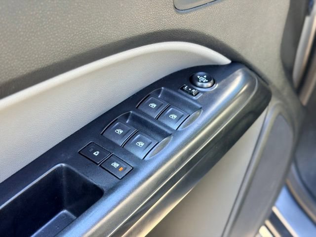 Used 2022 Chevrolet Colorado W/T w/ Custom Special Edition AWD/4WD image 18