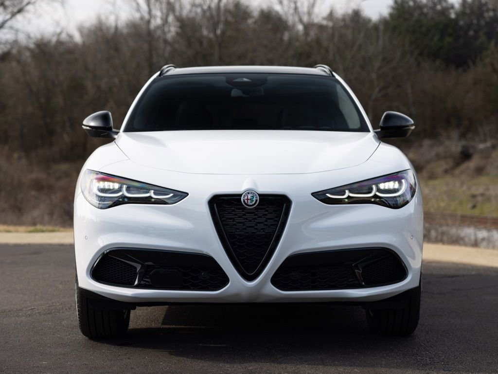 New 2026 Alfa Romeo Stelvio Sprint w/ Convenience Package AWD/4WD image 12