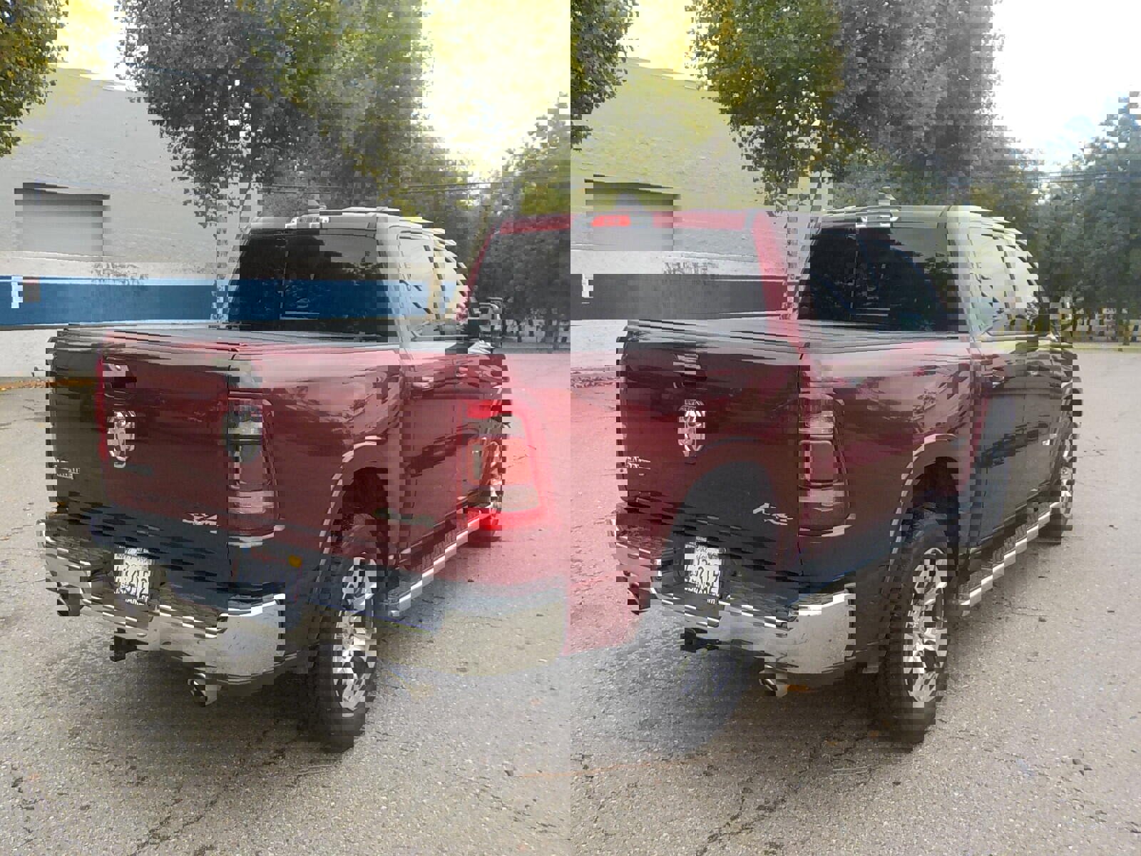 Used 2019 RAM 1500 Laramie image 2