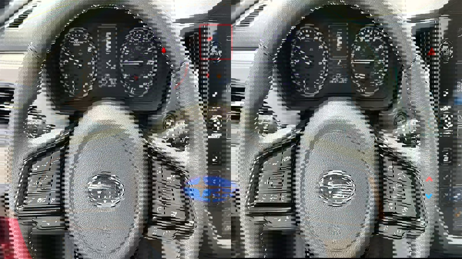 Used 2025 Subaru Forester Premium image 11