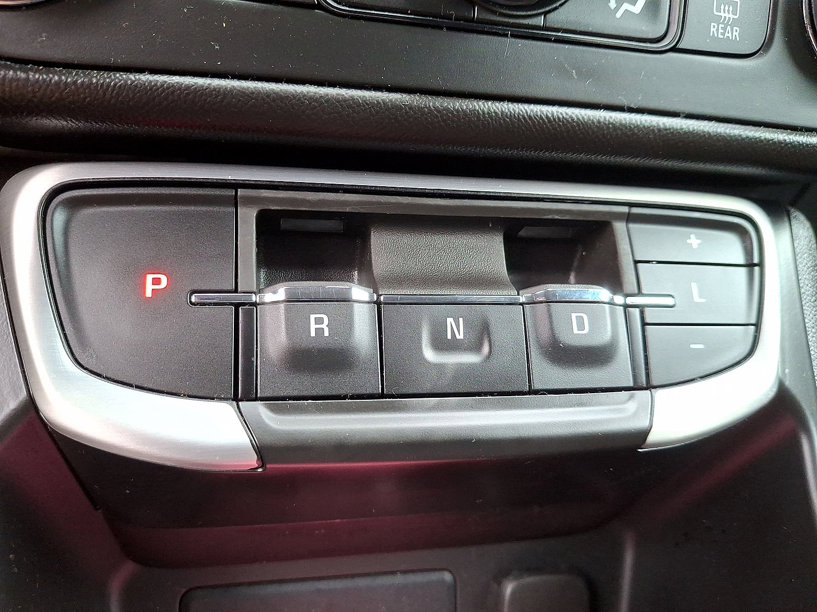 Used 2023 GMC Terrain SLE w/ Driver Convenience Package AWD/4WD image 12
