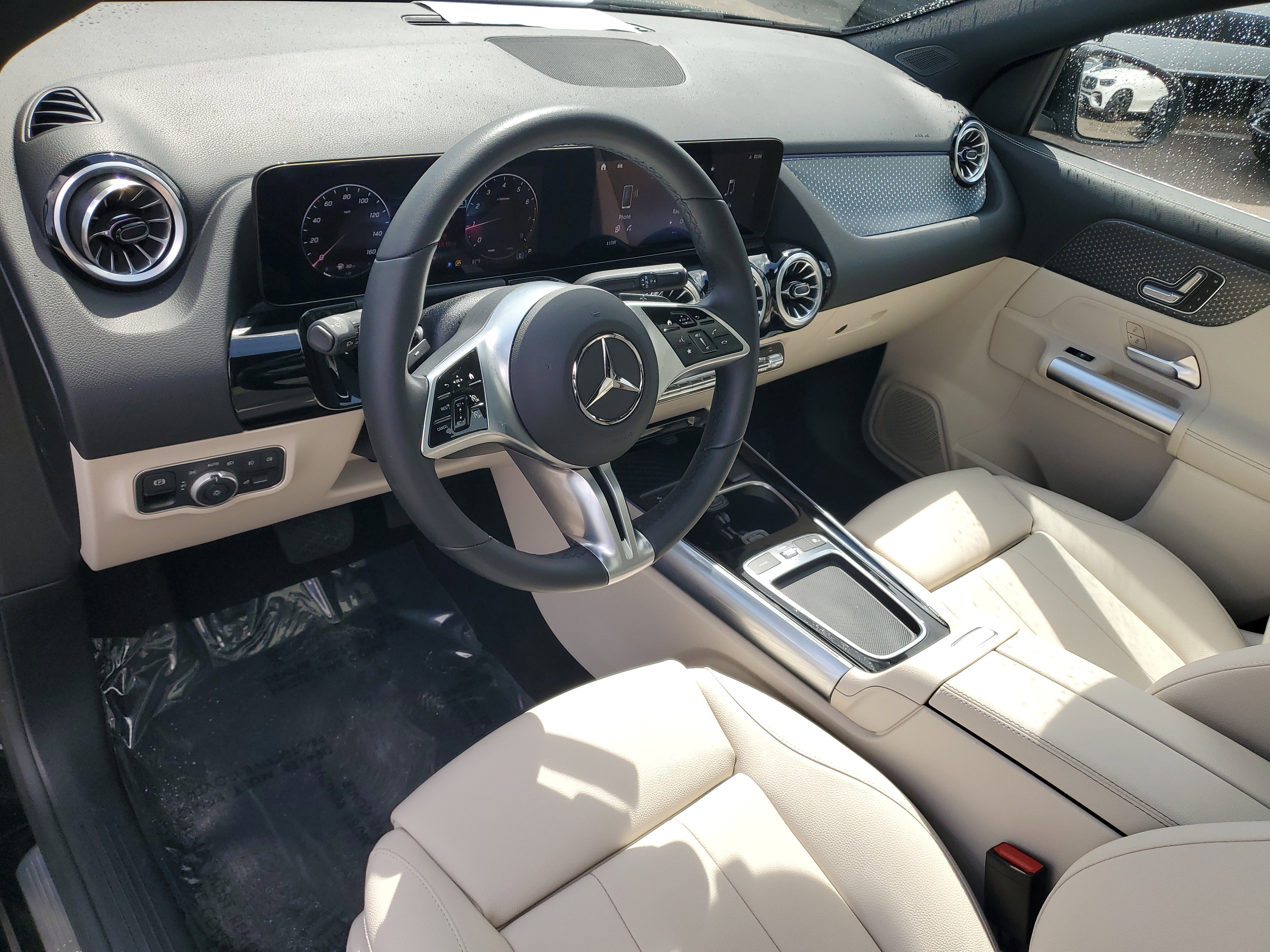 Certified 2025 Mercedes-Benz GLA 250 image 23