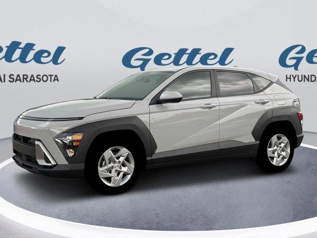 New 2026 Hyundai Kona SE image 2