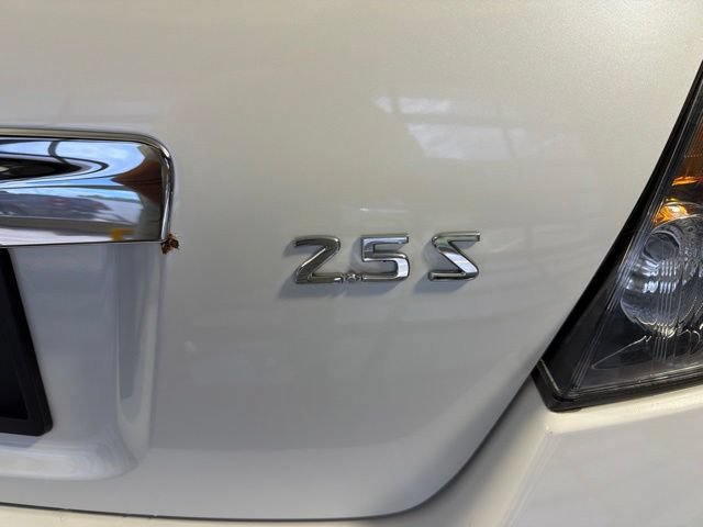 Used 2011 Nissan Altima 2.5 S FWD image 11